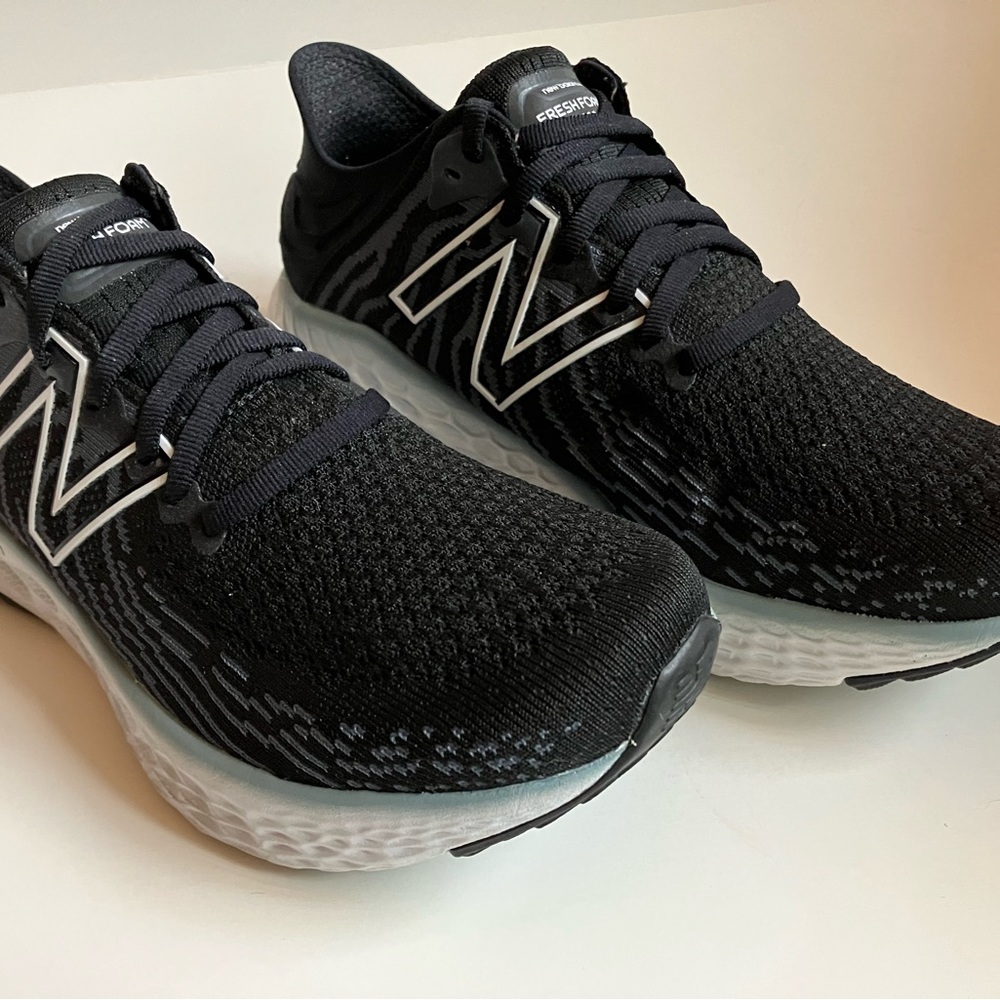 LIKE NEW NEW BALANCE 1080 FREE FOAM+ WMS8
